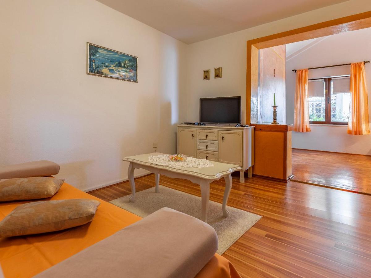 Apartment Vladimir - Pul237 By Interhome Banjole Zewnętrze zdjęcie